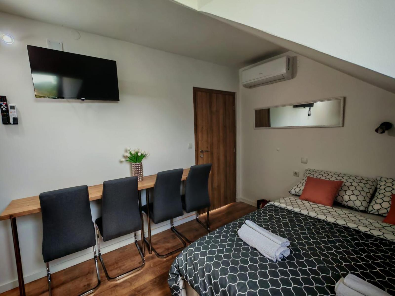 Guest House Gacka Rogic Otocac Exterior photo